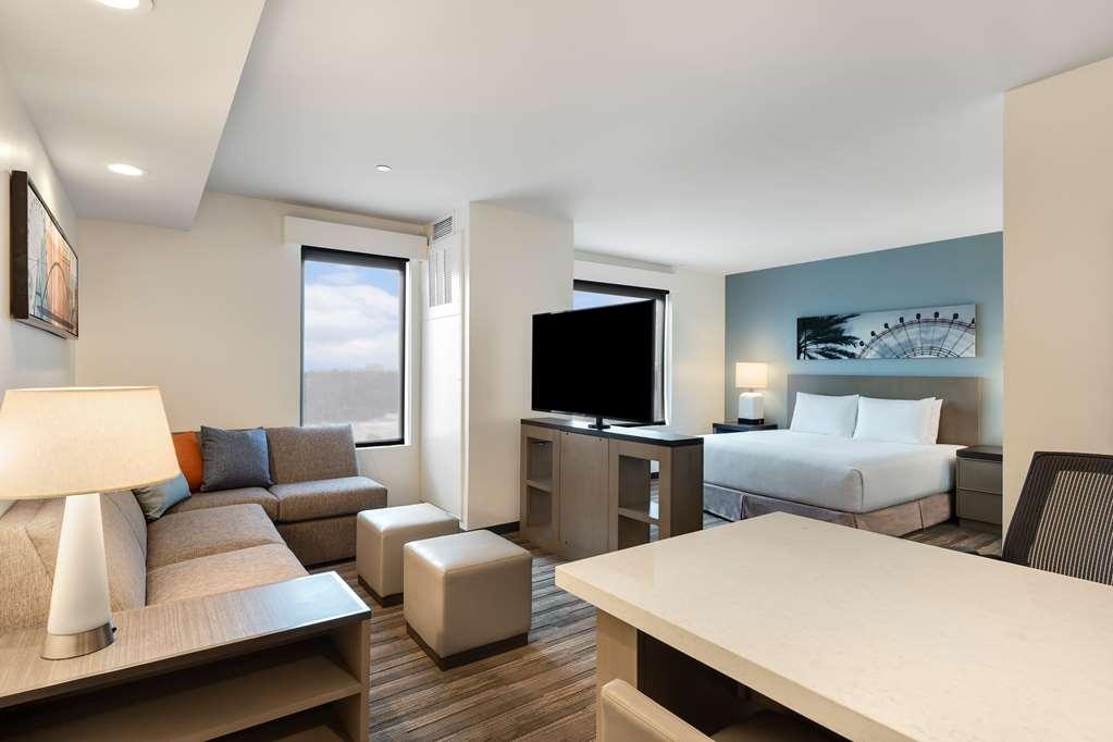 Hyatt House Orlando International Drive Hotel Стая снимка